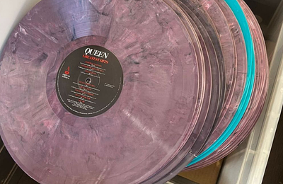 Hamis bakelitek nyomában: több ezer lemezt foglaltak le Londonban