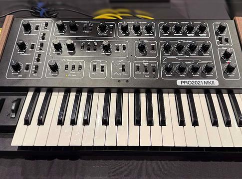 Megérkezett a Weston Precision Audio PRO2021 MKII – a Pro-One modern DIY klónja
