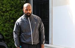 Kanye Westnek 140 ezer dollárt kell fizetnie egy volt alkalmazottjának