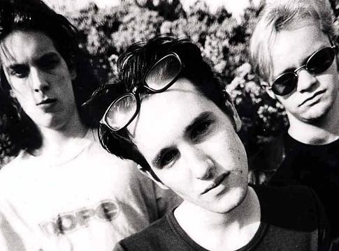 Ash: jubileumi ‘1977’ újrakiadás, streamelt akusztik és európai–UK turné