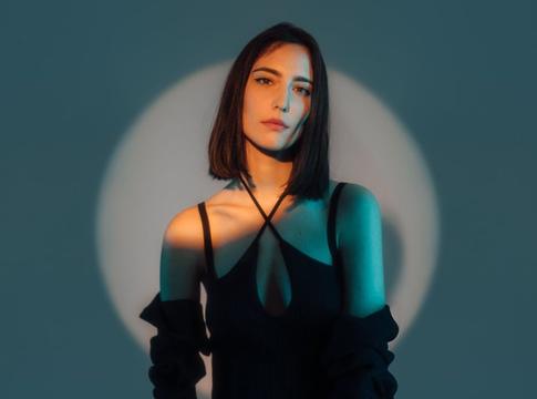 Amelie Lens kiadta új kislemez-jét, a whatever you do-t