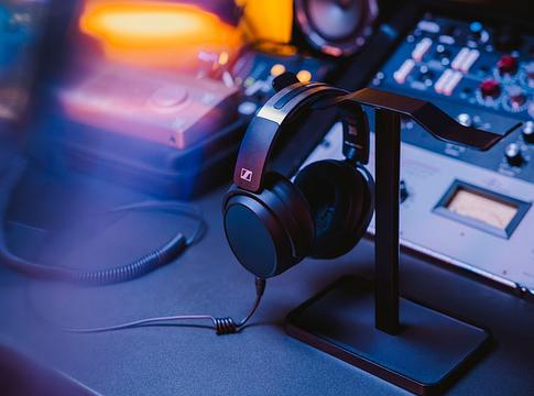 Sennheiser HD 480 PRO: zárt fejhallgató, ami végre rendBe teszi a basszust
