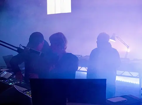 Underworld és KI/KI közös számmal jelentkezett: Arp12