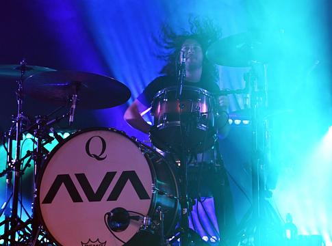 Ilan Rubin a Foo Fighters új dobosa – meghitt koncerttel debütált