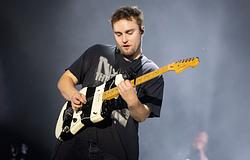 Sam Fender szünetet tart, hogy hangját megóvja és új albumra készüljön