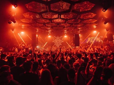 GORDO hathetes TARAKA-rezidenciával vette be a Pacha Ibizát