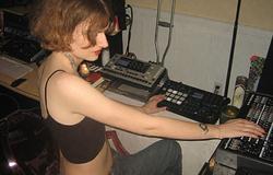 Margo XS: minimalista térben maximalista pophangzás