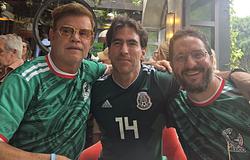 Focilázban turnézik Oakenfold