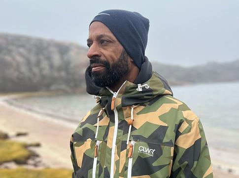 Mark Williams visszatérése: múlt és jövő találkozása egy 21 számos albumon