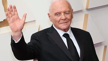 Anthony Hopkins a Decca Classicsnál: jön a Life Is A Dream, itt a Bracken Road