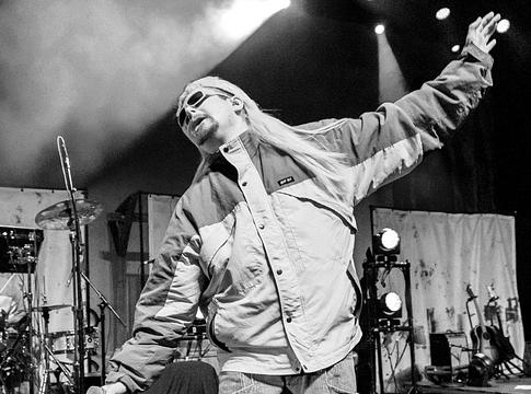 Megható emlékesten búcsúztak Oliver Tree-től szülővárosában