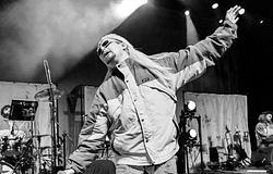 Megható emlékesten búcsúztak Oliver Tree-től szülővárosában