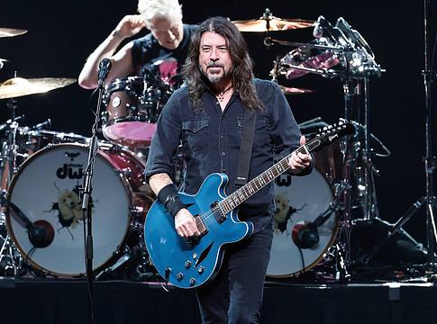 Foo Fighters először a Tiny Desk-en: új dalokkal és klasszikusokkal szűk térben, nagy lendülettel