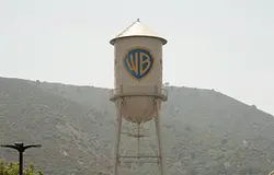 108 milliárdos ajánlat a Warnerért