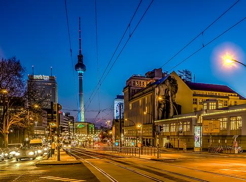 Koks-Taxi Berlinben: mobilozás buktatta le a drogfutárt