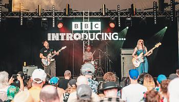 A Reading & Leeds után országjáró LIVE sorozatot jelentett be a BBC Introducing
