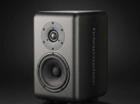 Karbonból készült turnémonitor: bemutatkozott a Telegrapher Carbon Fox