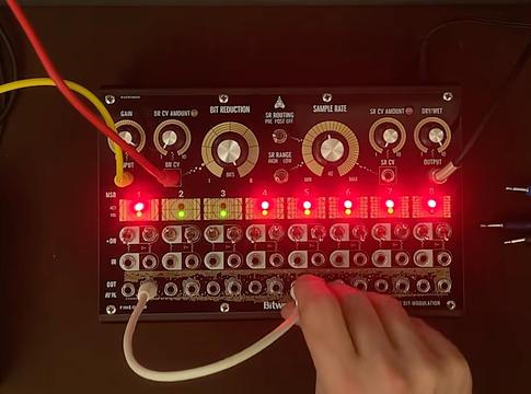 Finegear Bitweaver: analóg 8-bites bit‑crusher modul a rackedbe