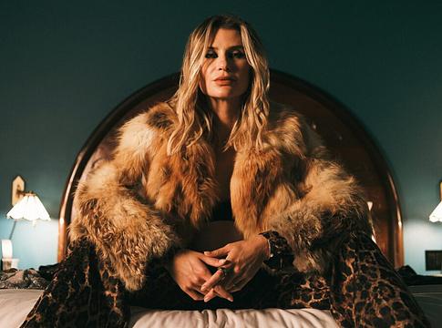 Klaudie új kiadója, a We R The Problem friss energiát hoz az underground színtérre