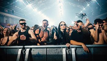 A hard techno főszínpadra került – de egyre nagyobb vitát szít a szcénában