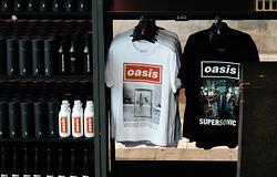 Oasis újra megnyitja a Live ’25 rajongói boltját Londonban