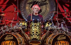 Elhunyt Frank Beard, a ZZ Top dobosa