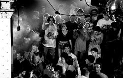 A Haçienda legendás DJ mixei elérhetők Apple Musicon