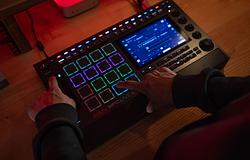 Megérkezett az Akai MPC Live III – a legendás sorozat új szintre emeli a zenekészítést