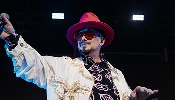 Boy George AI-val írta új, Izrael mellett kiálló dalát