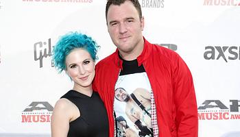 Hayley Williams Chad Gilbertre emlékezett