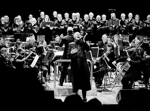 Billy Corgan 60 fős zenekarral gondolta újra a Mellon Collie-t Londonban