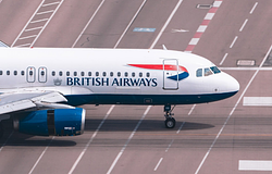 Alkoholbotrány miatt maradt a földön egy British Airways-járat