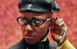 SHERELLE 10 fontos jegyárú brit turnéval támogatja a vidéki klubéletet