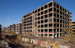 Detroit leállította a Packard-plant újraprogramozását és a MODEM tervét