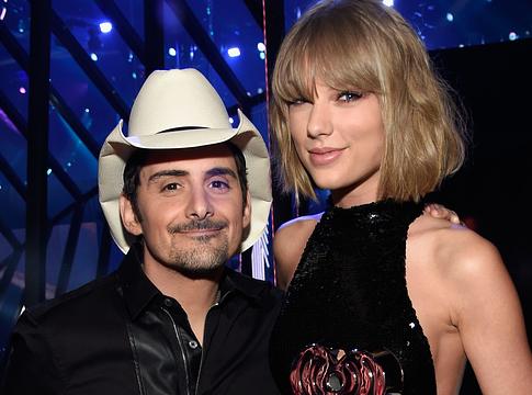 Brad Paisley: „Ez volt az egyik legkevésbé hivalkodó esküvő, amin valaha jártam”