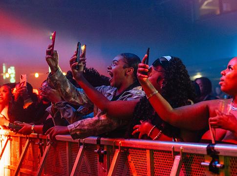 A fekete zene uralja a brit piacot – de a háttérben komoly egyenlőtlenségek húzódnak