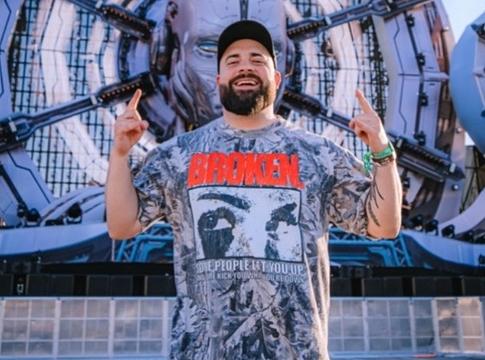 HEYZ újraértelmezi a Zeds Dead x Subtronics x Tape B-féle Word Scramble-t