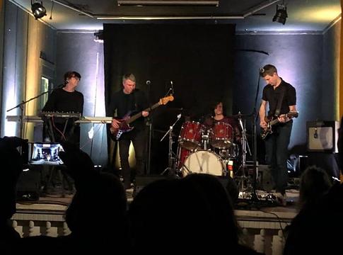 Új fejezet a berlini indie színtéren: megérkezett a The Morning Stars nyitódala