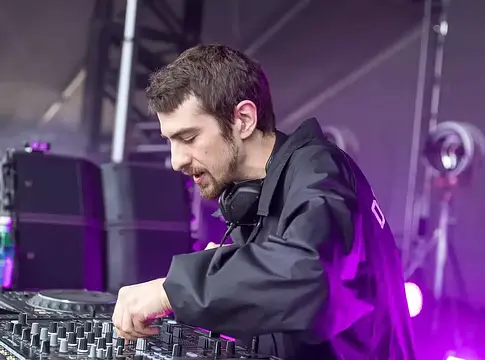Mat Zo érzelmes visszatérése a „Wounded”-del