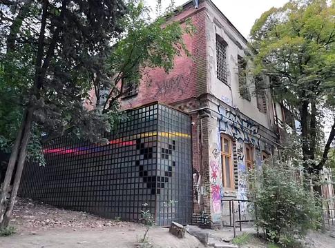 Bezár a Tbili Orgia – Tbiliszi ikonikus techno klubja december 31-én búcsúzik