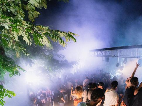 Dekmantel 2-Tages-Rave-et szervez Kijevben július 11–12-én