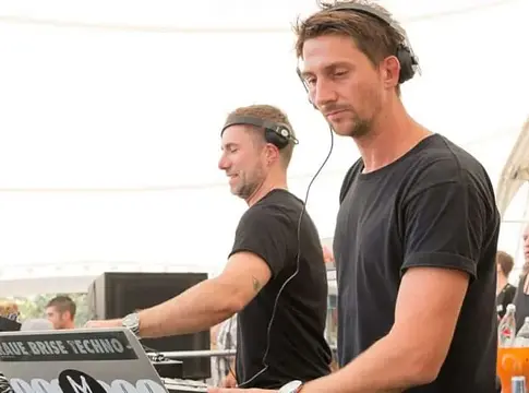 1 millió dolláros befektetéssel erősít a Just 4 Noise