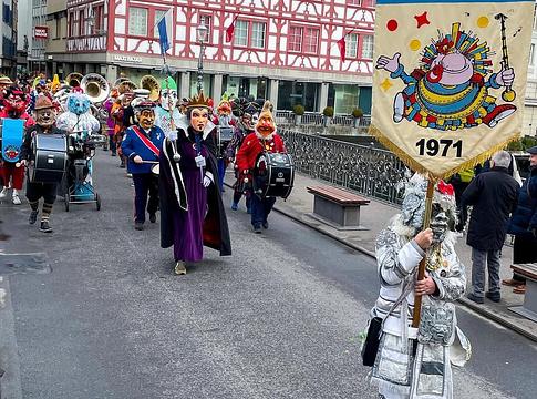 Techno és Fasnacht találkozása Luzernben: Kopfklang pop-up tervei