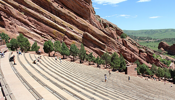 Rod Stewart orvosi utasításra elhalasztotta a Red Rocks-fellépéseit