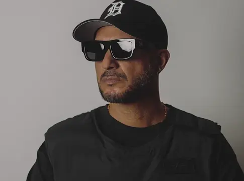 Loco Dice visszatér a Universalhoz: megérkezett a Hold Up (You Feel That)