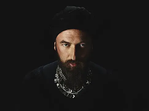 Villámcsapás után leégett Damian Lazarus toszkán zenei stúdiója