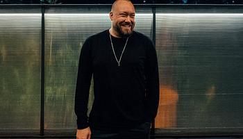 Új coaching szolgáltatást indított a New York-i klubélet kulcsfigurája