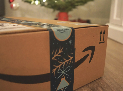 Az Amazon történetének legnagyobb leépítésére készül – 30 000 munkahely szűnhet meg