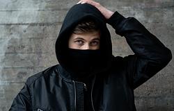 Alan Walker és Elley Duhé új dala: megérkezett a varázslatos ‘Moonshine’