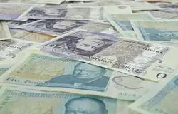 A Spotify újra árat emelt – a brit előfizetők kezdenek elpártolni